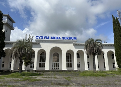 Аслан Бжания: введение в эксплуатацию аэропорта положительно скажется на экономическом  облике государства         