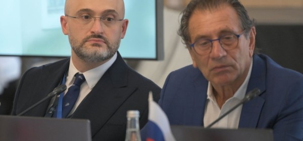 Иракли Хьынҭәба: атеатр ахықәкы хаданы иҟоуп ажәларқәеи абиԥарақәеи реидкылара.