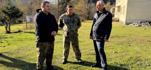 Бадра Гәынба Кәыдрытәи аҩхааҿы иҟоу Ажара ақыҭа даҭааит.