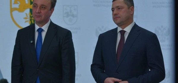 Аԥсни Псковтәи аобласти рыбжьара аусеицуразы аиқәшаҳаҭра рнапы аҵарҩит Владимир Делбеи Михаил Ведерникови.