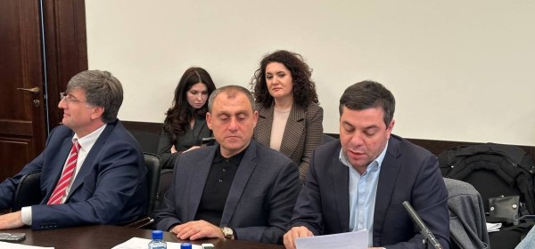 Апарламент Аԥсны аӡбарҭақәа рҿы автоматизациа зызуу аӡбарҭа-информациатә система ахархәара алагалара аҽҳәара иацнаҵеит.