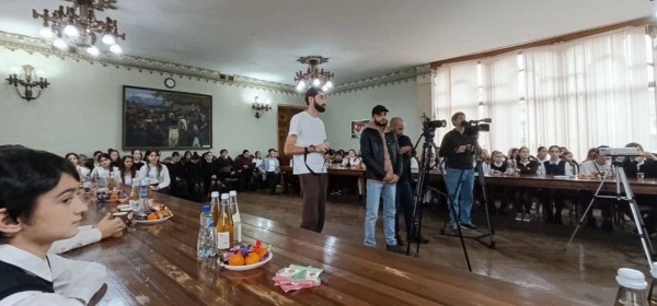 В АбИГИ подвели итоги конкурса абхазской и русской словесности «Корни слова»