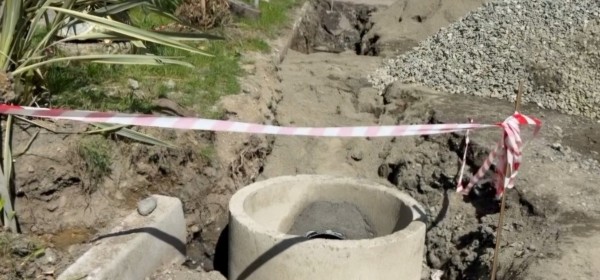 Дбари Лакобеи рымҩеихдаҿы иҭачуа аӡы иадҳәалоу ауадаҩрақәа ӡбахоит