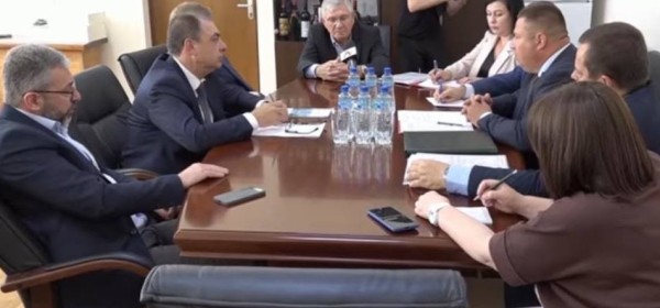 Глава Минсельхоза Беслан Перцхелия встретился с руководителем 