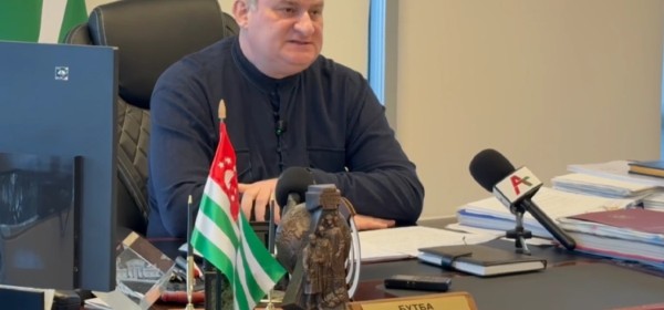 Агемодиализ аҿы иҟоу аԥсуа чымазаҩцәа  Урыстәыла рыхәышәтәра алыршахоит