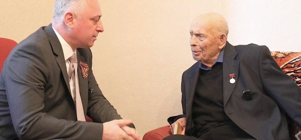 Бадра Гәынба адышшылара ҟаиҵеит аветеран Алексеи Лашәриа иԥсҭазаара дахьалҵыз инамаданы