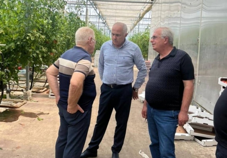 Беслан Џьопуа Кындыӷ ақыҭан иҟоу ақыҭанхамҩатә наплакқәа дырҭааит.