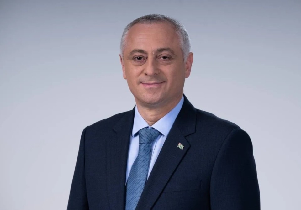 Аҳәынҭқарра Ахада Бадра Гәынба Аԥсны апрокуратура аусбарҭақәа русзуҩцәа рзанааҭтә ныҳәа рыдиныҳәалеит