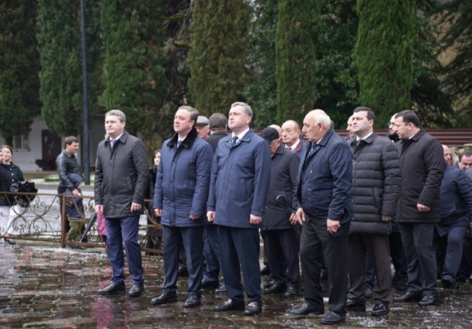 Тҟәарчал ақалақь 84 шықәса ахыҵра азгәанаҭоит