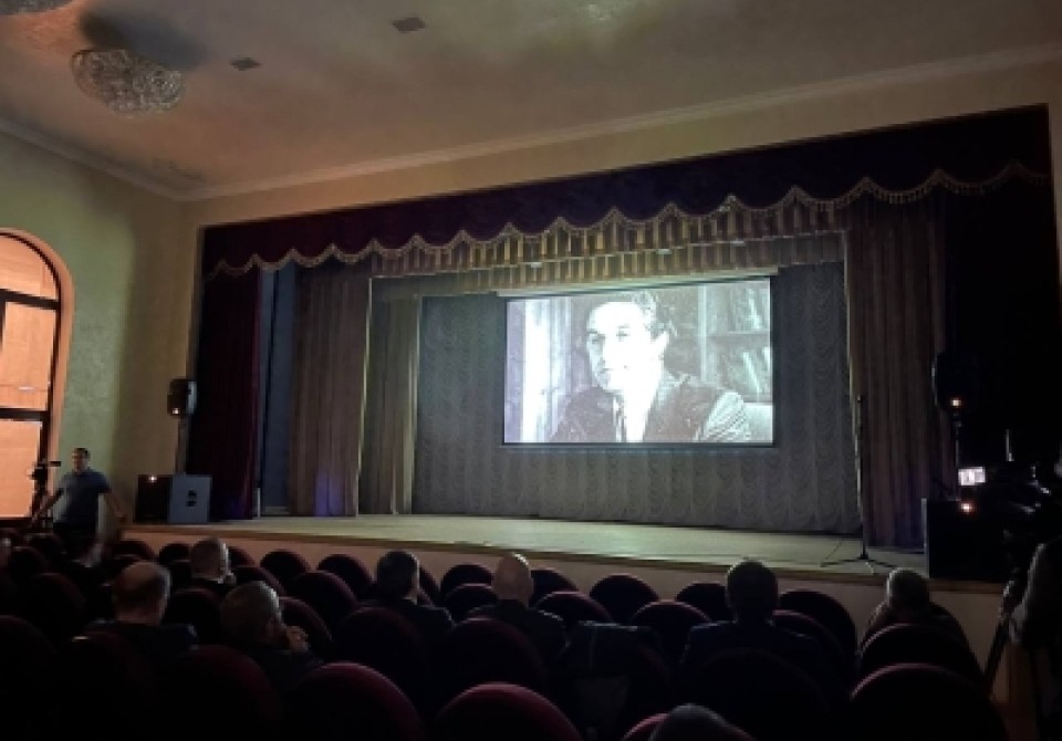 Адокументалтә фильм  «Владислав Ардӡынба – аполитик, адипломат» аӡыргара мҩаԥысит Аҟәа ақалақь аҿы.
