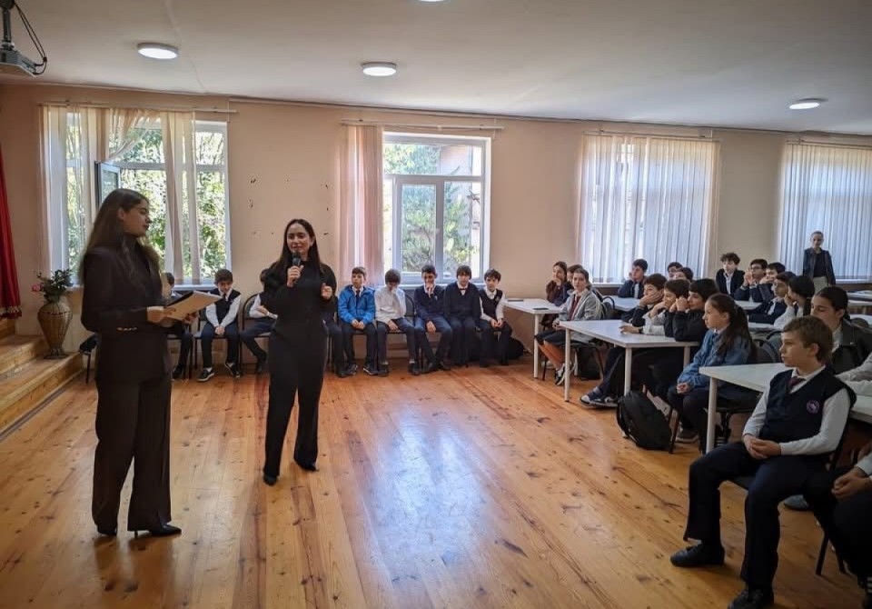 В сухумской школе №1 прошел интерактивный урок по кибербезопасности для школьников