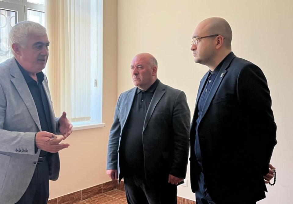 Министр юстиции Анри Барциц посетил Государственное архивное управление