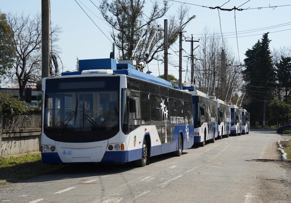Санкт-Петербург Аҟәа ҳамҭас атроллеибусқәа анаҭеит