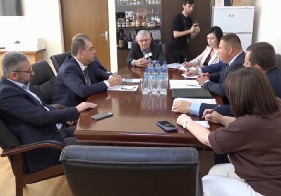 Глава Минсельхоза Беслан Перцхелия встретился с руководителем 