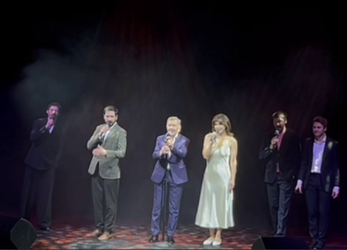 Праздничный концерт к 8 Марта состоялся в Государственном русском театре драмы