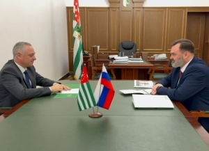 Бадра Гунба принял гендиректора президентской платформы «Россия – страна возможностей» Андрея Бетина