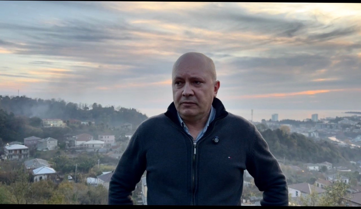 Администрация Сухума обеспечит граждан, проживающих в районе обрушения водного резервуара, питьевой водой.