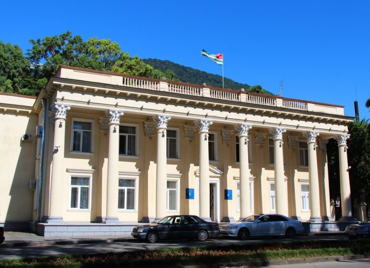 В Гагрское районное собрание избрано 19 абхазов и шесть армян