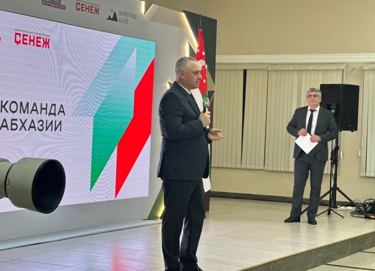 Финалистам конкурса 