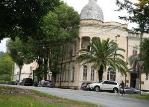 Агуманитартә ҭҵаарақәа Ринститут ахыбра ареставрациа иалагоит иааиуа ашықәс инаркны.