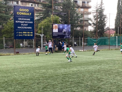 Турнир по футболу памяти Юрия Логуа проходит в Сухуме