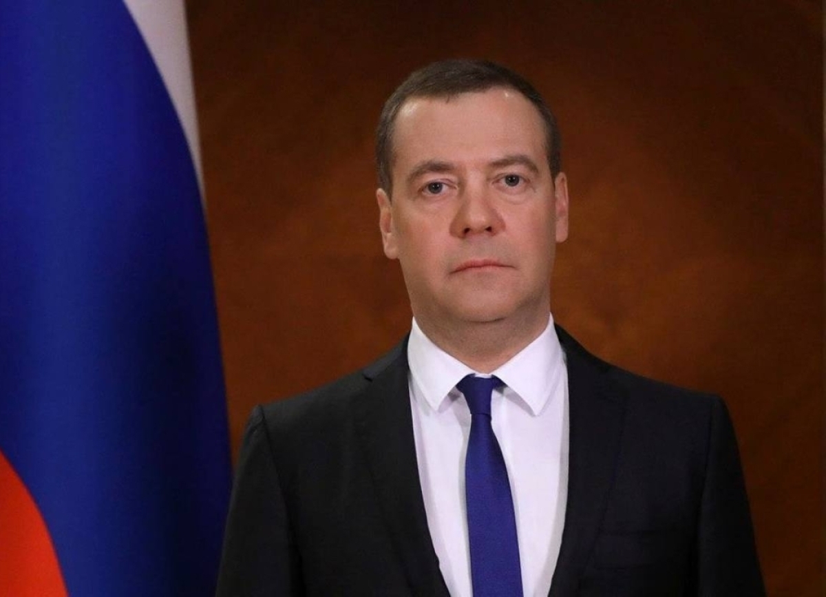 Бадра Гунба поздравил заместителя председателя Совета безопасности РФ Дмитрия Медведева с юбилеем