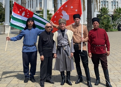 Бату Ардзинба: Гамгия сумел отразить всю историю абхазского народа в изображении флага