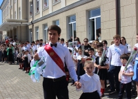 В школах Абхазии прозвенел последний звонок