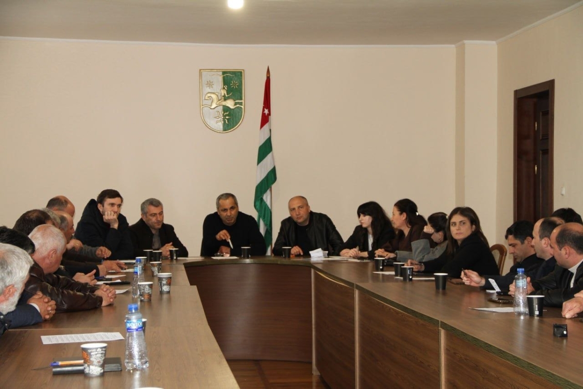 Утверждены  руководители структурных подразделений администрации Очамчырского района         