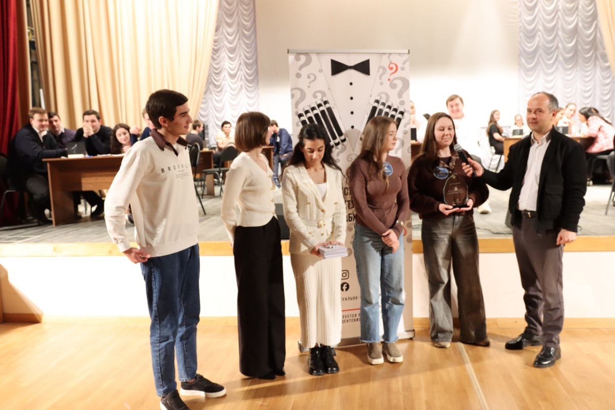 Межфакультетский турнир «Что? Где? Когда?» провели в Абхазском госуниверситете