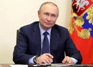 Бадра Гәынба Владимир Путин иира Амш идиныҳәалеит.