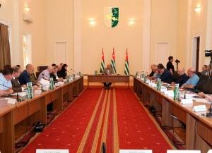 В Администрации Президента обсудили законопроект о мерах по повышению уровня социально-экономического развития Восточной Абхазии