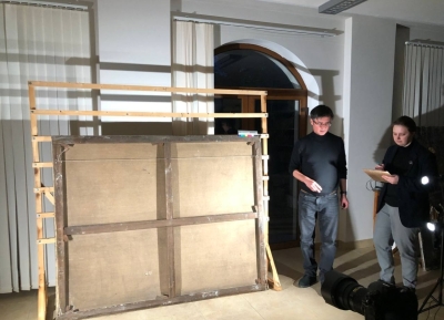 Российские реставраторы приступили к изучению картин, уцелевших от пожара в ЦВЗ