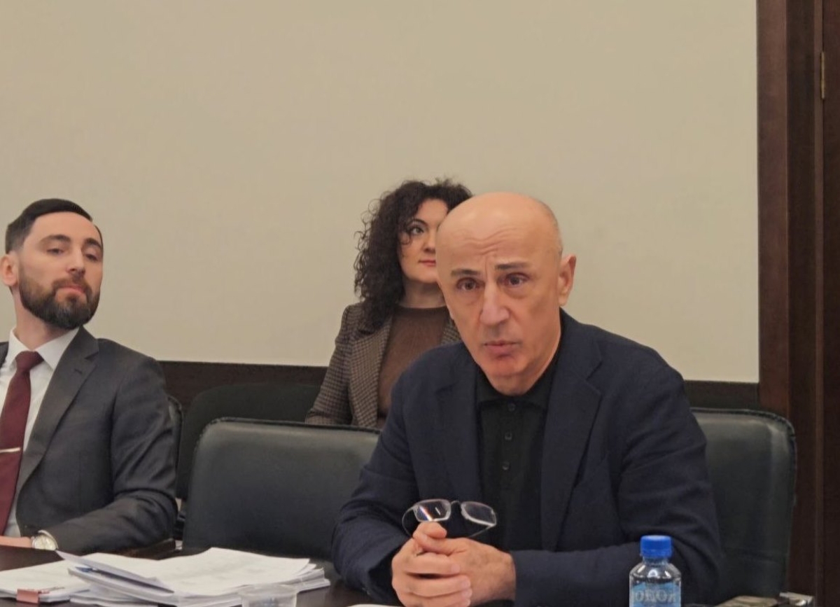 Законопроект о договорной системе в сфере закупок товаров, работ и услуг принят в первом чтении