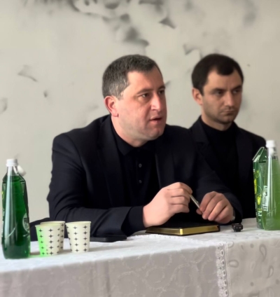 Глава администрации Ткуарчалского района ознакомился с состоянием объектов жизнеобеспечения в селах Царча и Чхуартал