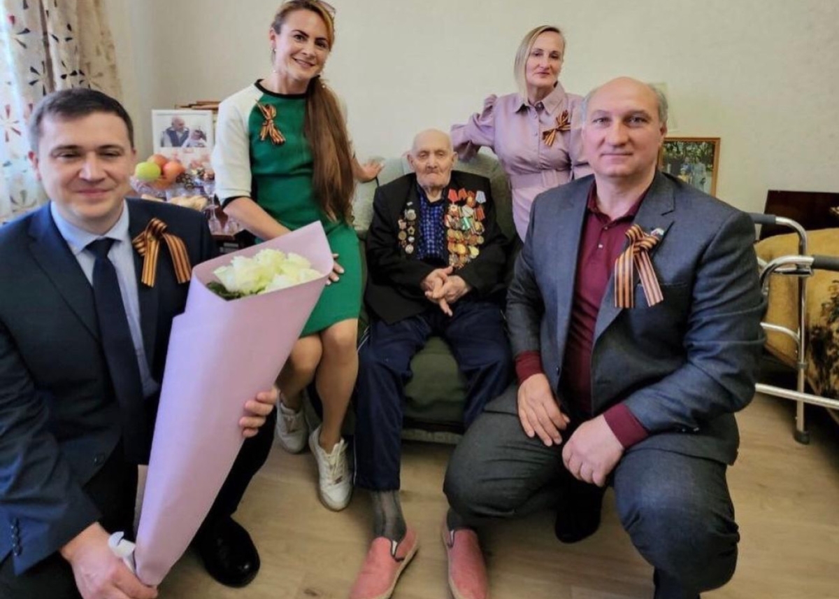 Посольство РФ в Абхазии и КСОРС поздравляют ветеранов