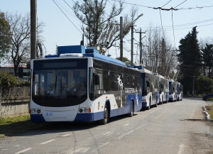 Санкт-Петербург передал в дар Сухуму троллейбусы