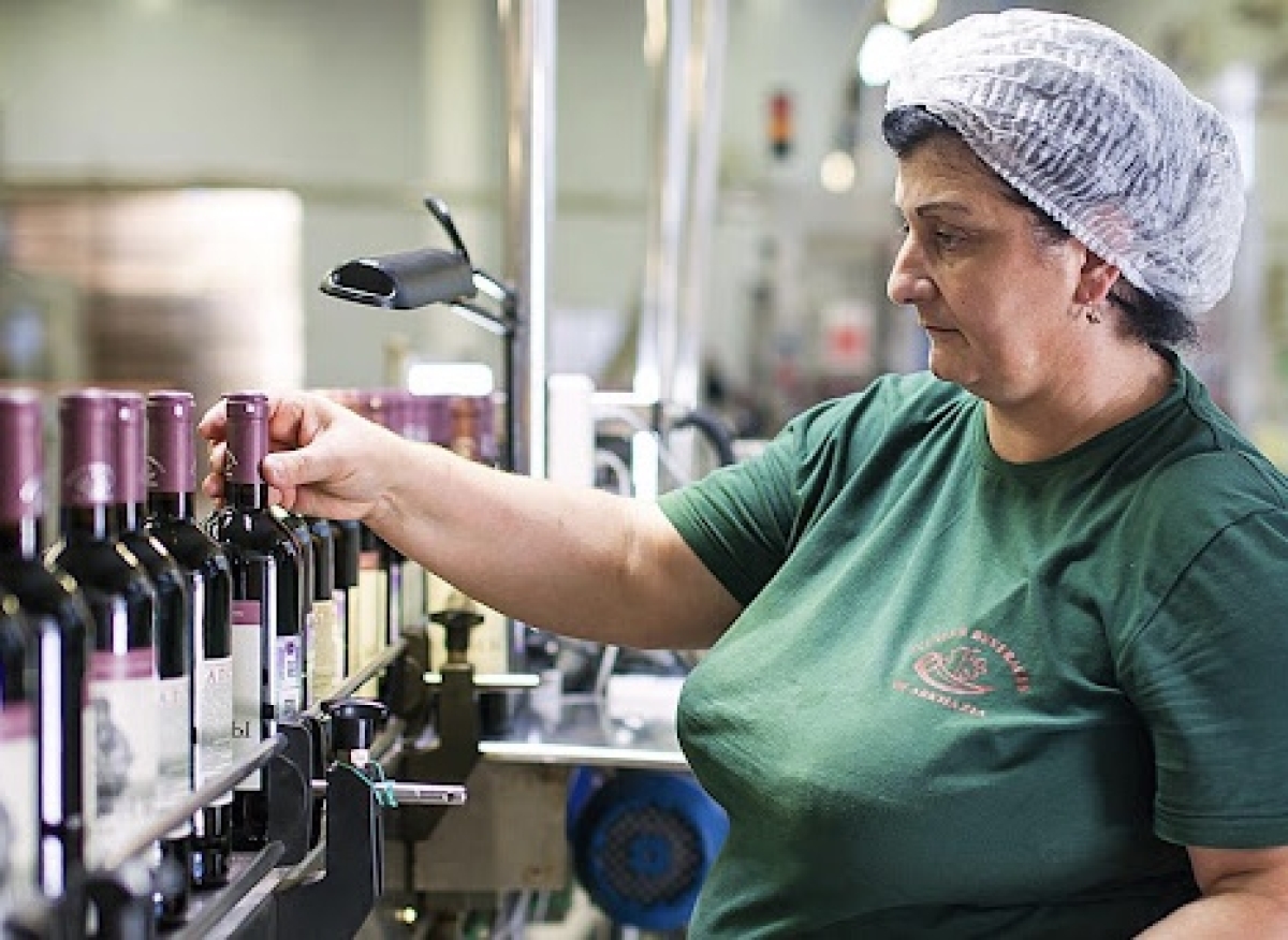 Мероприятия по увеличению объема выпускаемой продукции. Резервы увеличения объема реализации готовой продукции таблица. Увеличение объемов производства ведет к. Резервы увеличения объема производства и реализации продукции. Резервы роста объема реализации продукции.