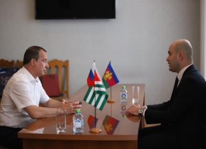 Спикеры парламентов Абхазии и Кубани обсудили вопросы взаимодействия в рамках ЮРПА