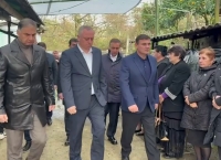 Бадра Гунба почтил память добровольца из Абхазии Гургена Григоряна, погибшего в зоне специальной военной операции