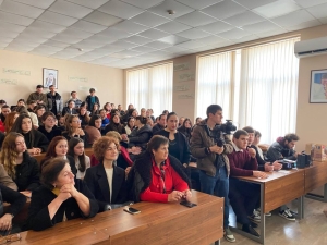 Аԥснытәи аҳәынҭқарратә Университет аҿы Михаил Лермонтов диижьҭеи 210 шықәса аҵра азгәарҭеит.