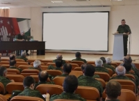 Занятия по повышению профессионально-должностной подготовки органов военного управления провели в Минобороны