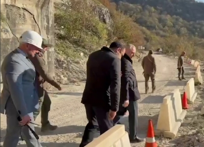 Аспециалистцәа Кәыдрытәи атоннель аиҭашьақәыргылара иалагеит.