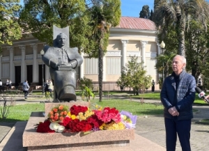 Дырмит Гәлиа диижьҭеи 152-шықәса аҵра иазкыз агәалашәаратә митинг мҩаԥысит