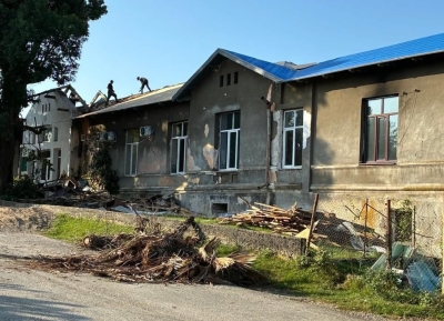 Шьаҭанкыла аргыларазы Аусбарҭа гәдоуҭатәи аполиклиника ахыбра аиҭашьақәыргылара иалагеит.