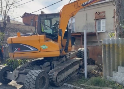 Столичная администрация демонтирует незаконные постройки