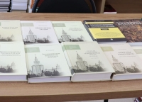 Библиотека АГУ получила в дар от МГУ более 30 наименований книг