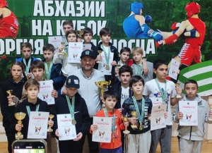Спортсмены из Сухума заняли первое общекомандное место в чемпионате и первенстве Абхазии по тайскому боксу