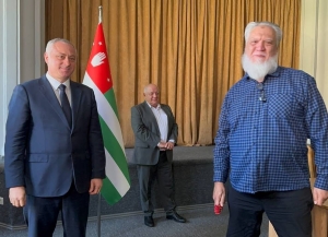 24-ҩык арепатриантцәа ауада ҿыцқәа рзы ацаԥхақәа рнапы иадыркит.