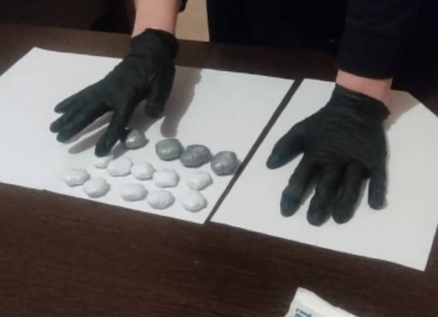 243 грамма наркотика изъяли сотрудники милиции у двоих граждан РФ